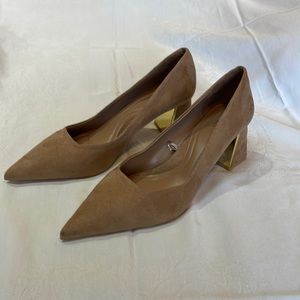 Zara women’s suede pumps, European size 40